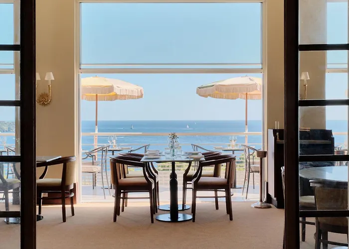 Hôtel Le Provençal - Rénové en 2025 - Bord de Mer